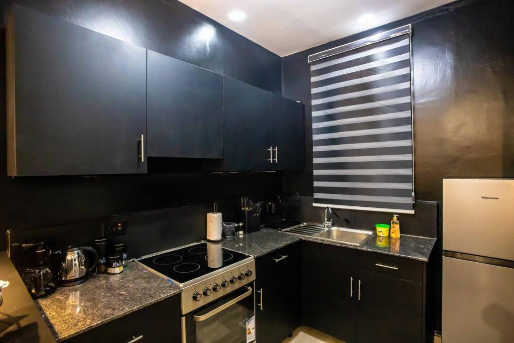Andrena Smart Haven Lakeside Condo In Entebbe Dış mekan fotoğraf